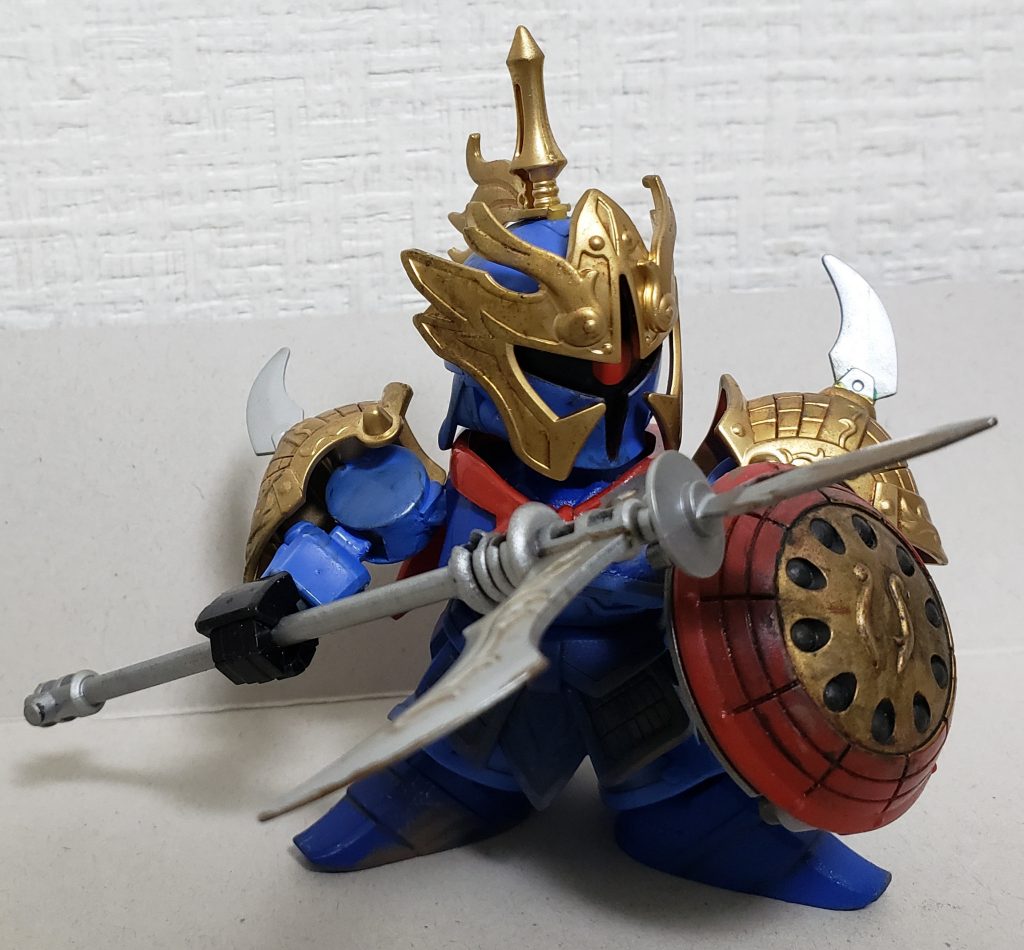 カラーレシピ赤 モンザレッド青 MSライトブルー キャラクターブルー黒 フラッドブラック金 レッドゴールド銀 シルバー肩に鋭牙盤取り付けられるのを今知ったので後日撮影したいと思います。