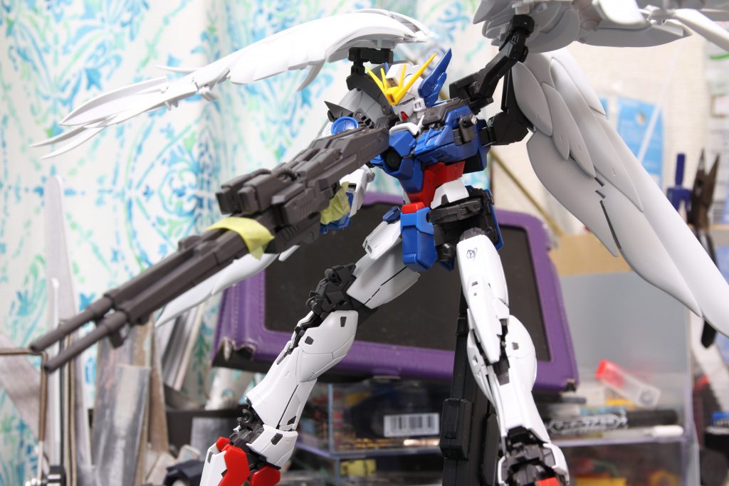 バスターライフル片手で持てないんだほんと