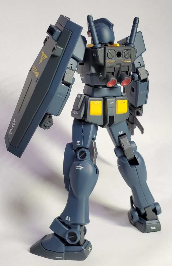 シールドはHG寒冷地仕様ジムのものにEGガンダムのシールド基部を移植して取り付けています。デカールはMG用Zセット、HG用Z・ZZセット等からチョイスしました。