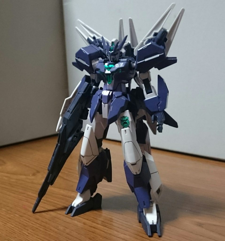 やっぱり寒色系のアーマーは良いっスね。紫がマッチしてるっスそしてフロントアーマーポロリしないだけですごい快適…！