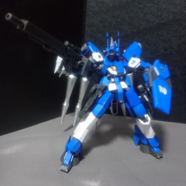 グレイズ・ファリド