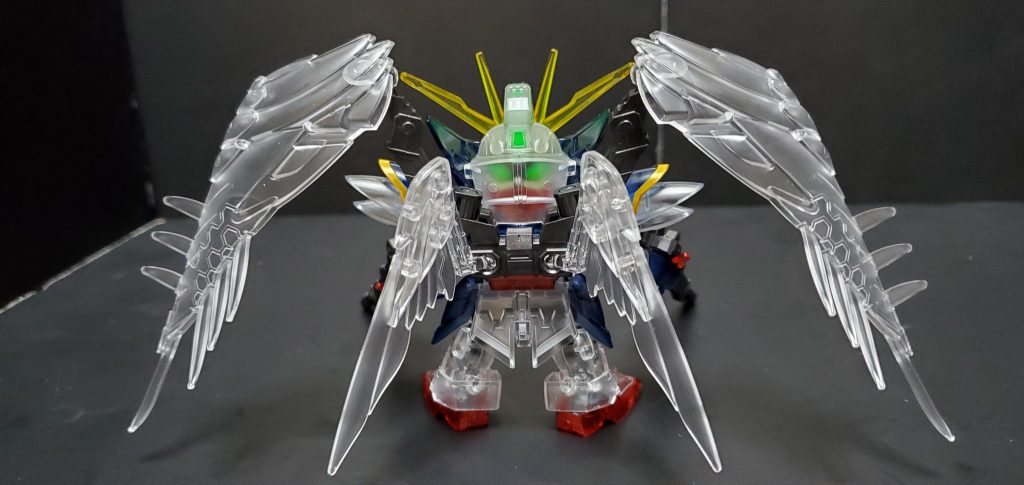 上半身はクロスシルエットフレーム、下半身はSDフレームにしています。