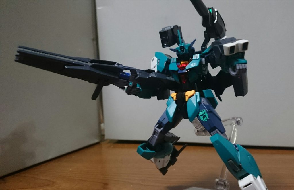 ・ヴィートルーガンダム関節の色がG-3カラーのコアIと近いので手辺りに既視感が