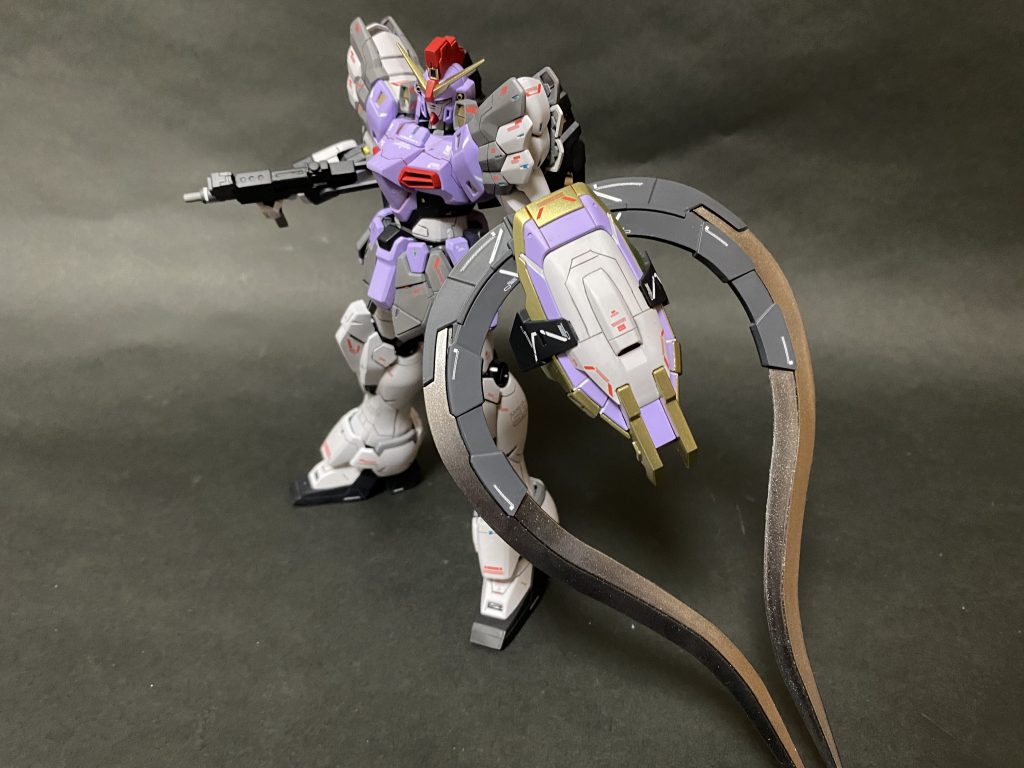 シールドにショーテル着けるとギミックは健在です。