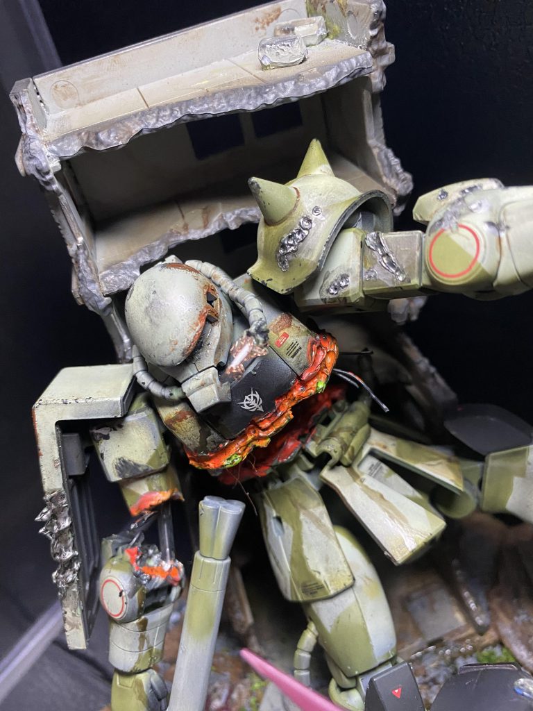 撃墜されたザクⅡ