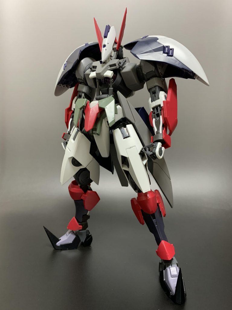 初期の頃にシルエットはほぼ完成しており、ここから細かいところを突き詰めていった感じです😁