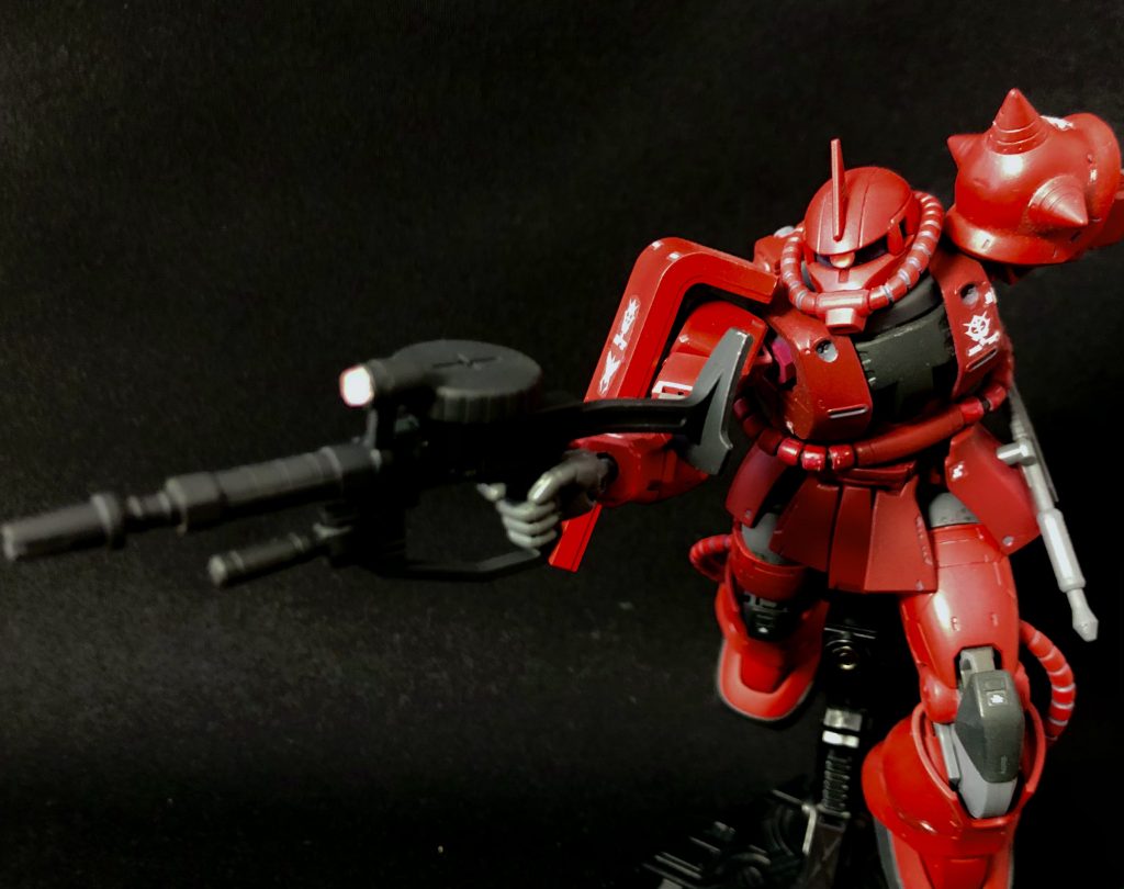 プラモデルのパッケージ絵のポーズです。