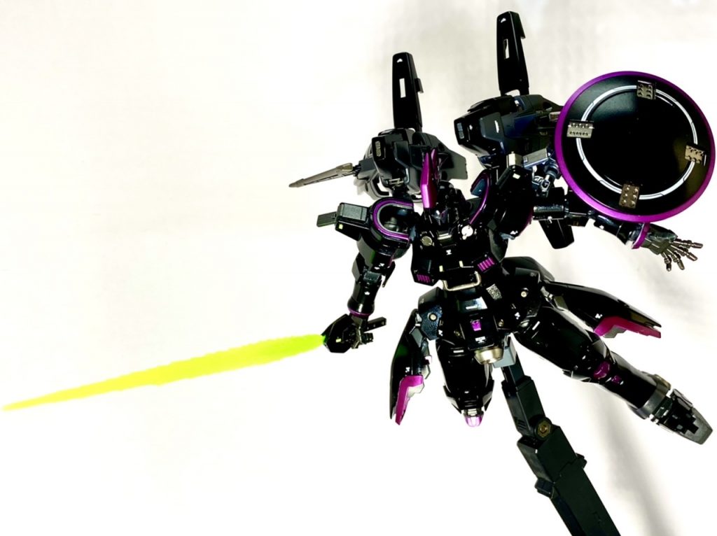 本当はクリスマスのシーズンにEndless Waltzにちなんだ作品を、と考えていたのですが色々とサボってしまった結果、年末に完成させるので精一杯でした。