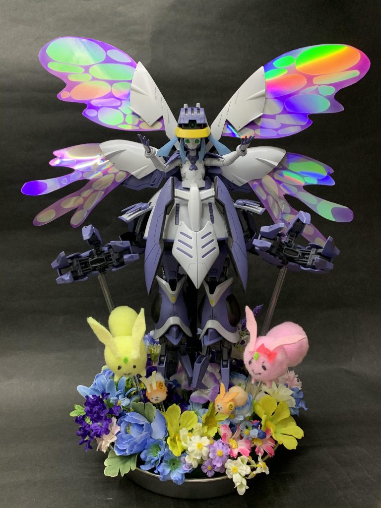 ドッキングすることで強化形態になり強力な月光蝶を出せるという設定。もしかしてGBN最強では！？モルちゃんファミリーは百均に売っていたデコレーションボールやフェルト生地で製作。正直出来悪いです>_<笑ってやってください。