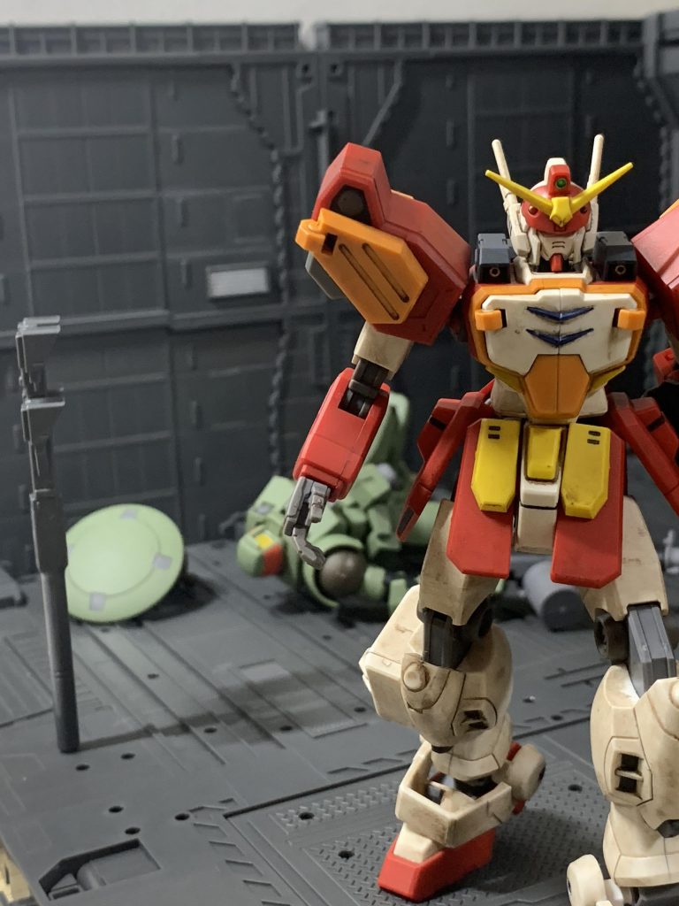 任務完了…。  カラーレシピ脚部ダクト等　エナメル塗料ジャーマングレー胸部V字　ガンダムマーカーティターンズブルーマシンキャノン　ガンダムマーカーレッドゴールド 