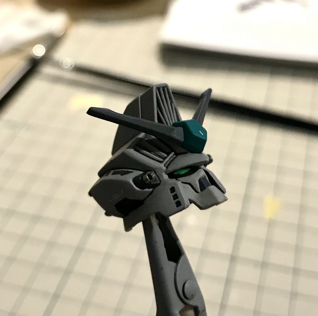 制作途中の写真もご紹介することにしました。部分ごとに完成した状態なのであまり製作中っぽくはないのですが…。