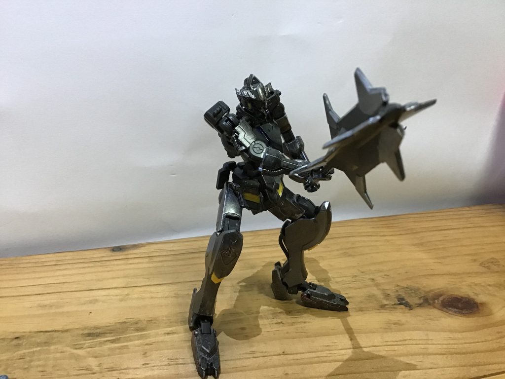 ベース機は、バルバトスを使っていますだからメイス待たせてみました！