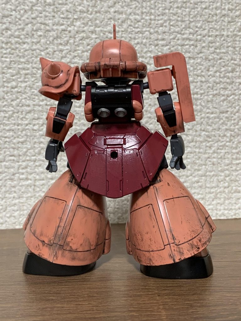 未塗装部分もあるしただ汚いだけのバックショット。