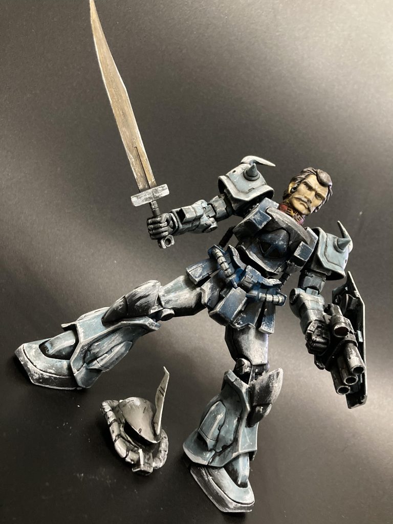 見事だな!しかし小僧、自分の力で勝ったのではないぞ!そのモビルスーツの性能のおかげだということを忘れるな!