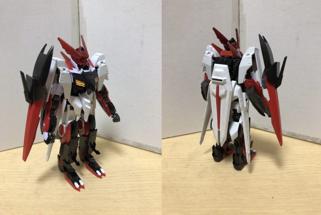 ヴェスペルビアインペルモード(フロント&リア)高い戦闘力を有するモード。ユースティティアモードとは対になっていて、パワーで押し負けることが早々ないほどである。ただこのモードも欠点を抱えていて、それは莫大な消費エネルギーである。大技も持ち合わせてるこのモードは消費エネルギーが尋常じゃないほどとなっていて、長期戦になると不利になる。