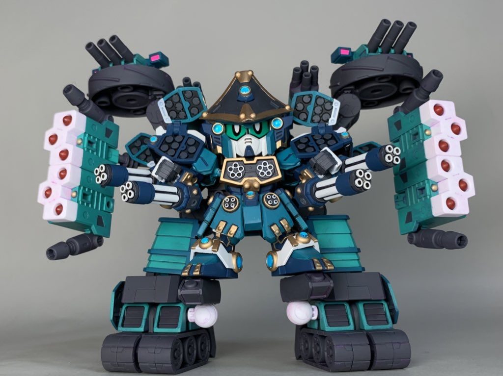 武装全解放形態・改(フルウェポンバーストモード・カスタム)