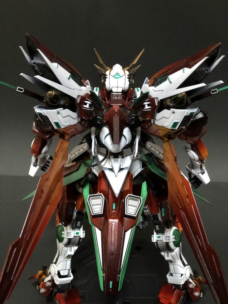 今回ブースター内には太陽炉を装備させてみました。夢のトリプルドライブです☆ 