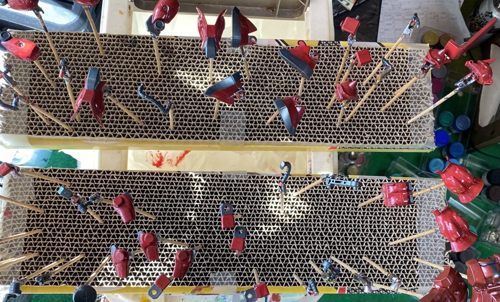 メタリックレッドを塗装した所