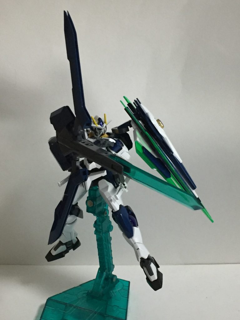 “GNアロー”GNロングソードと併用して弓矢のように撃てる。発射速度は武装の中で一番。