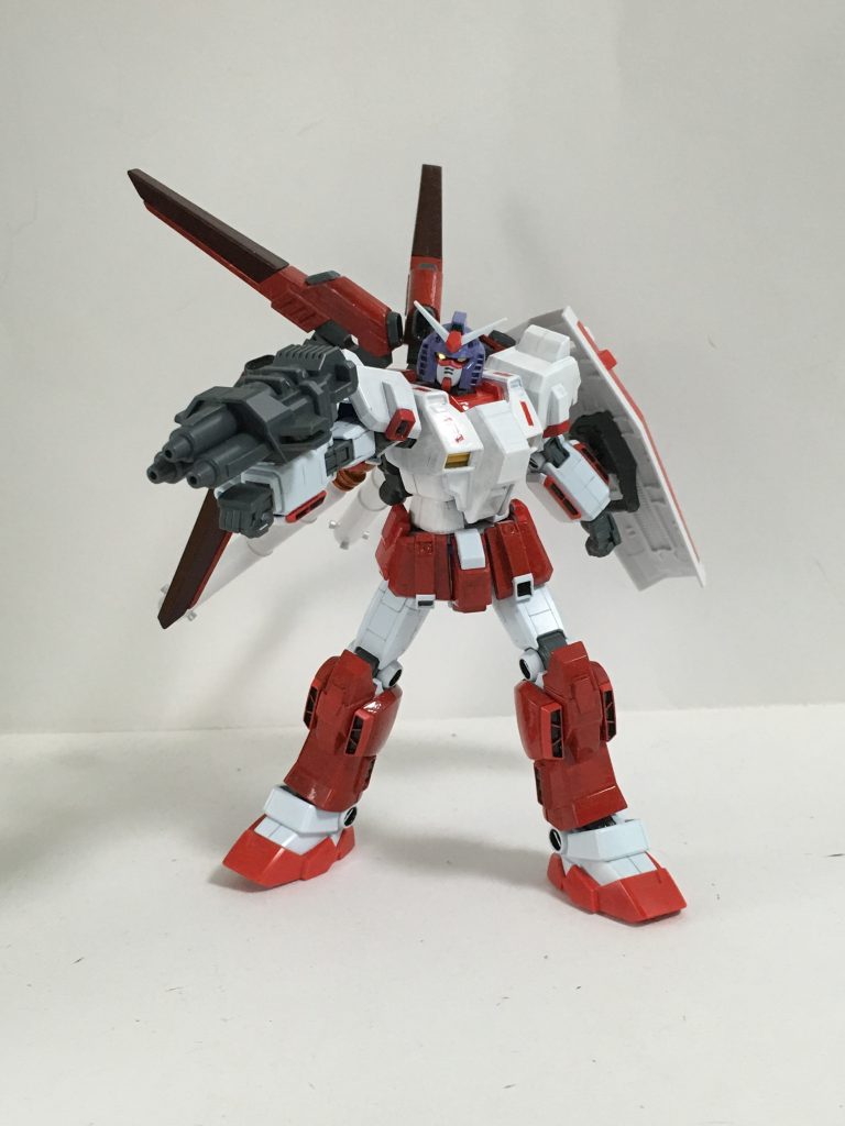 “三連砲ビームガン”基本は一発では弱い威力でしか出せなかったが、ビームの砲身を三つに増やすことで通常のビームライフルと同じ威力に上がった。