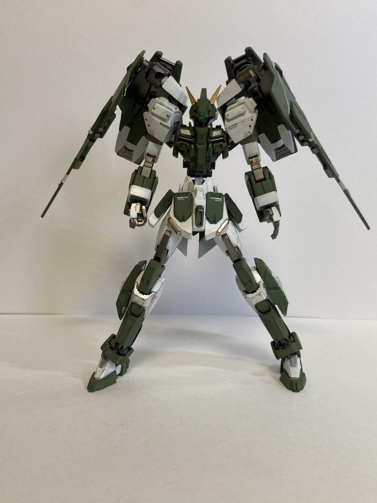 正面から!若干汚し塗装してあります!細身で機動力重視です!