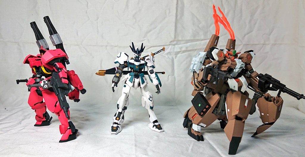 というわけで「ガンダムバルバトス白桜!」「ガンダムセラヴィーリベイク…!」「レギンレイズ、流星号!」