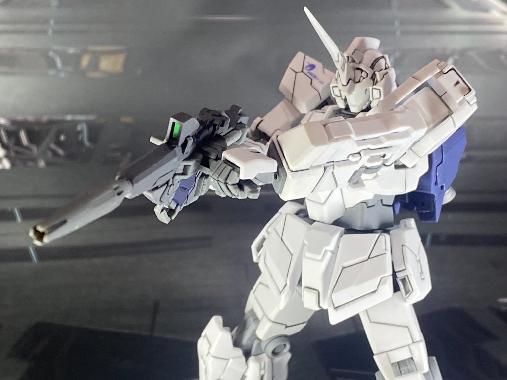 ビームマグナムの塗り分けはこのキットの難関ポイントの一つだと思います。