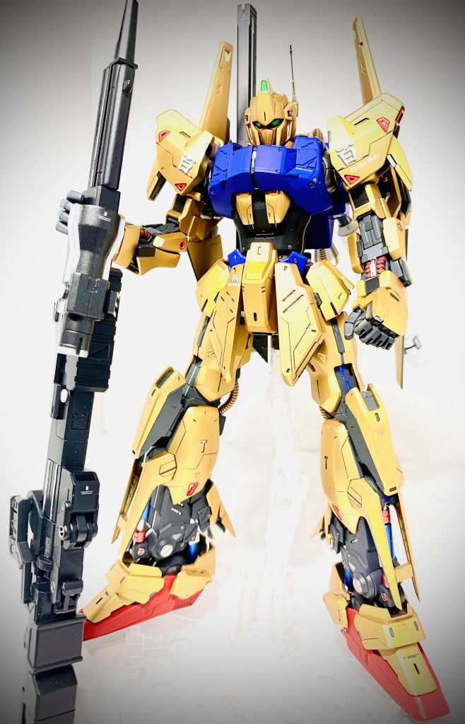 コトブキヤのロングライフルに適当なジャンクパーツ付けてます。