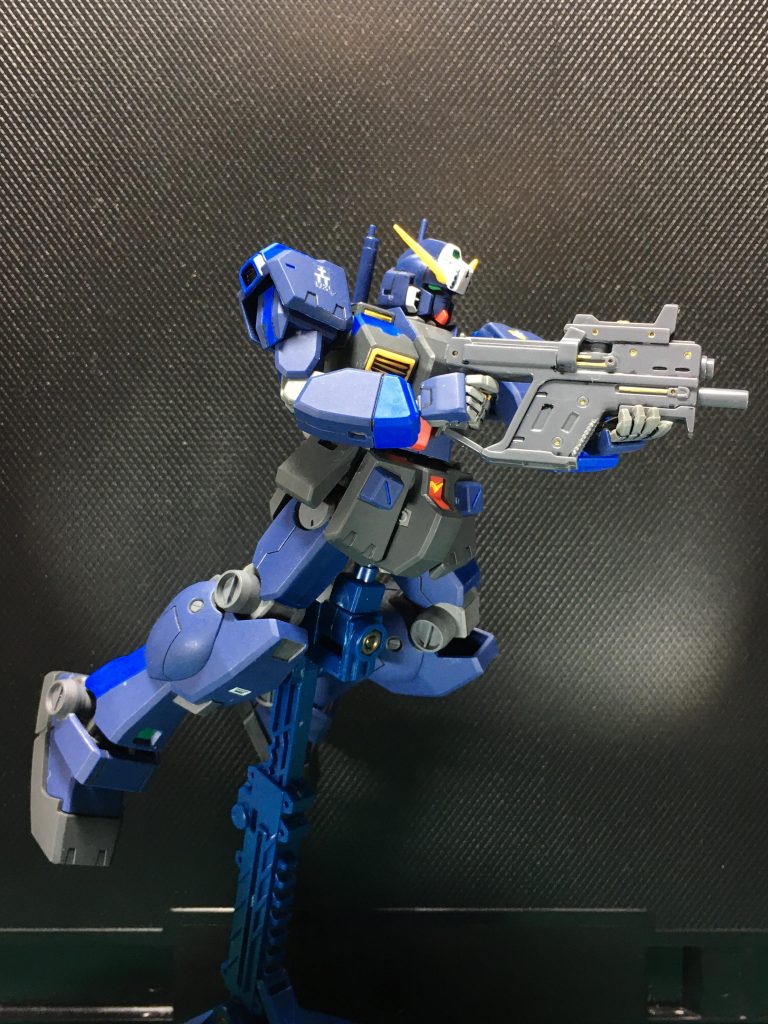 ヘイズル2号機からヘッドを流用、差し替えることでいわゆるヘイズル予備機に。いちいちヘイズル2号機から持ってくるのも面倒だし、秋葉原のイエローサブマリンで別途バラ売りされてた頭部を買っておけば良かったかも…