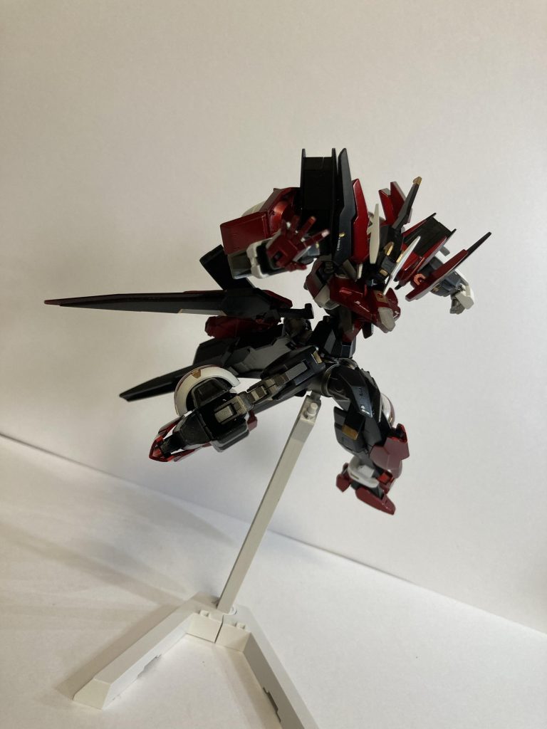 トランザムフィンガーで!!GN粒子をマニピュレーターに圧縮、一時的に高熱化させ一気に粒子を放出させる