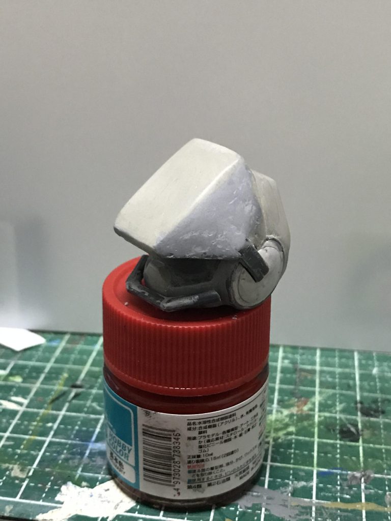 CSのジムの頭にパテ盛り盛り