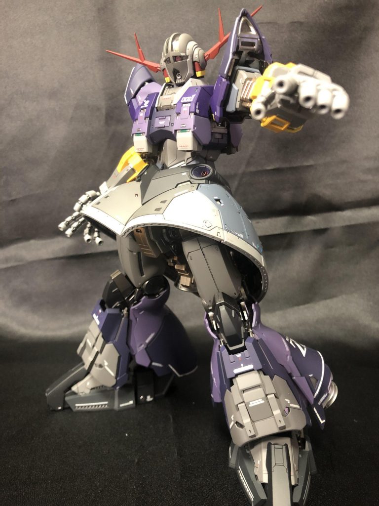 肩アーマーは少し大きくしてあります♪