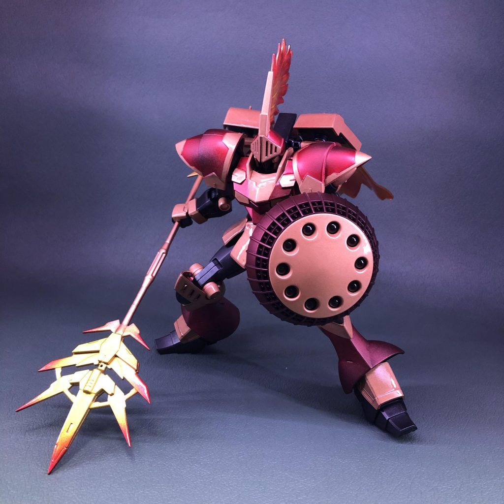 初のメタリックつや消しをしました。赤い部分が奇跡的にグラデーションにw金色の部分だけ、光沢仕上げにしてます。