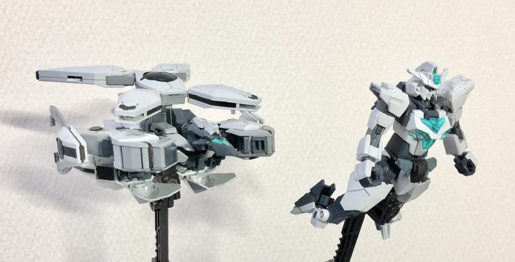 各ユニットパーツとコアゲイザーとの分離合体はドラグーンシステムによって管制しており、フライトフレームユニットをプラットホームとしてユニット単位での単体換装も可能となっている。ところが試験航行でユニット換装後のフライトフレームユニットがデッドウェイト化して運用する上でデメリットの方が多くなったことにより、フライトフレームユニットの本採用は見送られた。