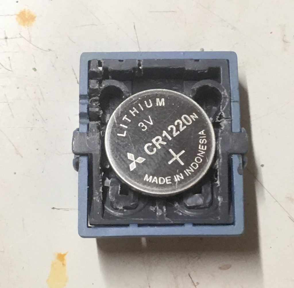 電池は直置き！ 