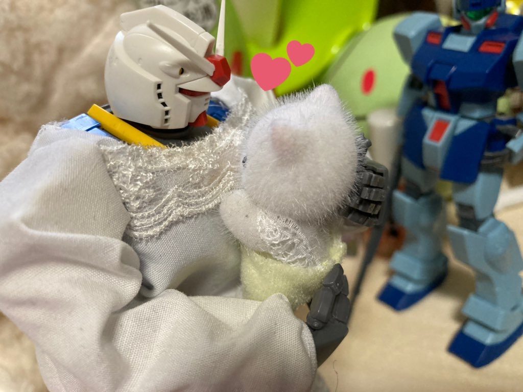 「まんま!ついたー!」「よーしよしよし、かわいいやっちゃなあ!」……十数年後