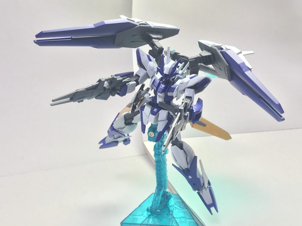 フルバーストで締め。長々と失礼しました。ダブルオーダイバーとTRYAGEマグナムとスカイメビウスをミキシングしてペルフェクティビリティをイメージして塗ったものです
