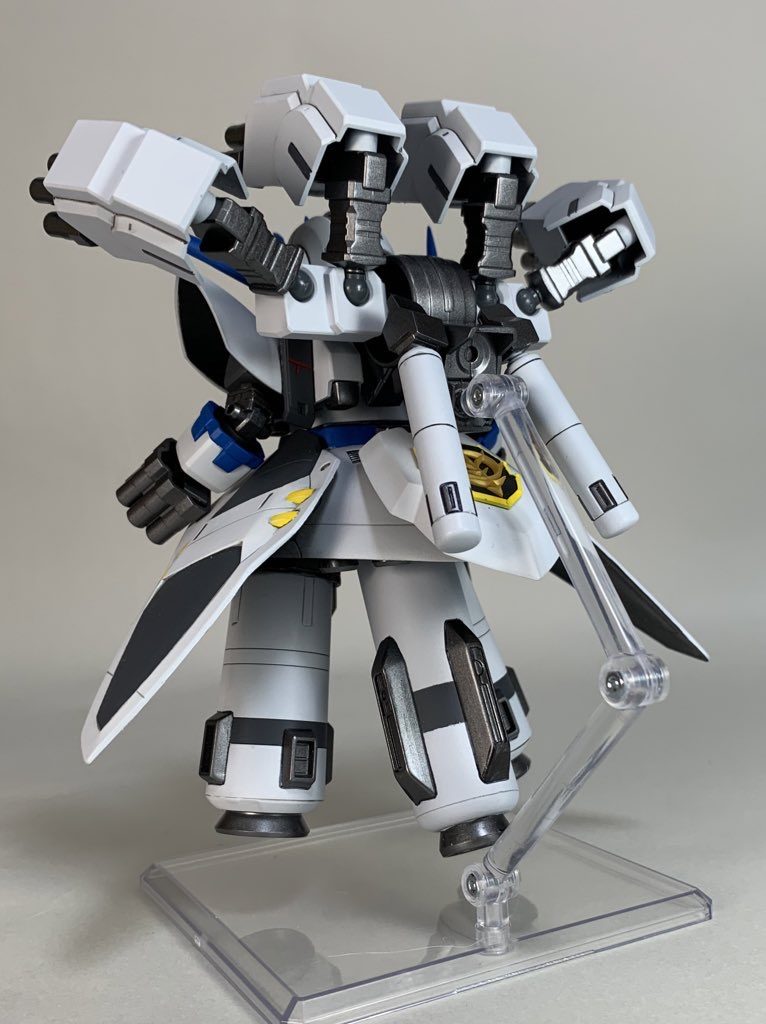 3本目のブースタータンクはαアジールのものを使っています。