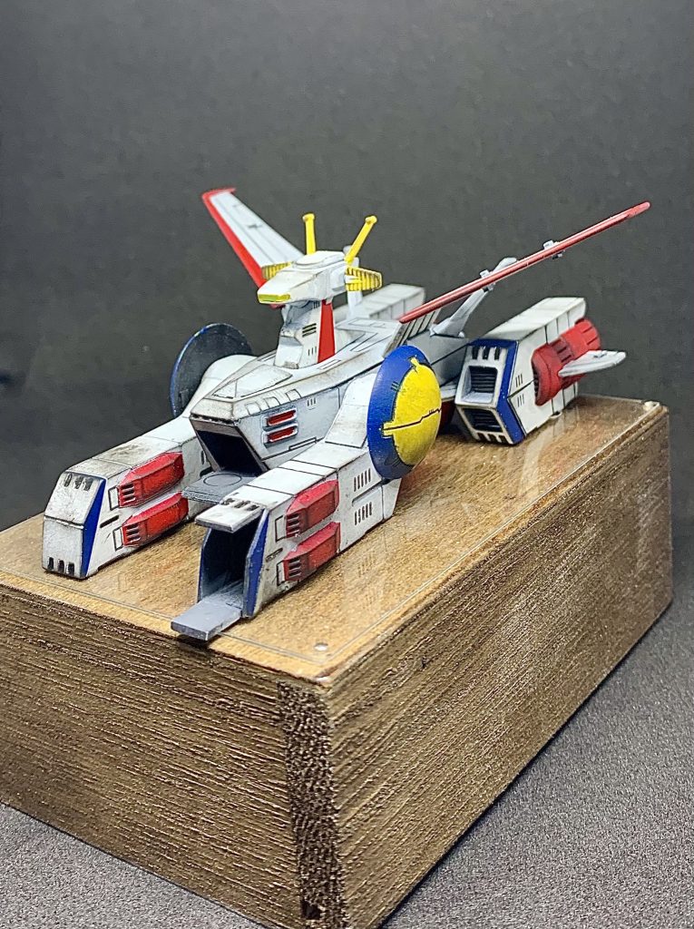 全体的にダメージ表現を入れて最終決戦前をイメージしています。