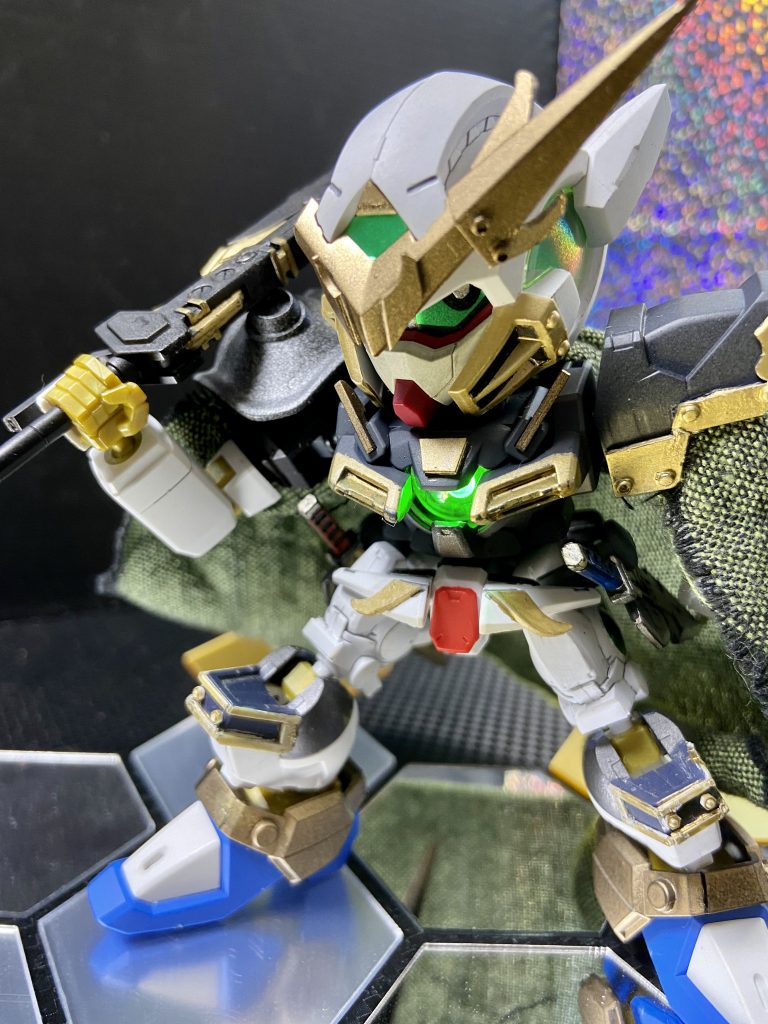 太陽炉は通常時は緑に発光するが‥