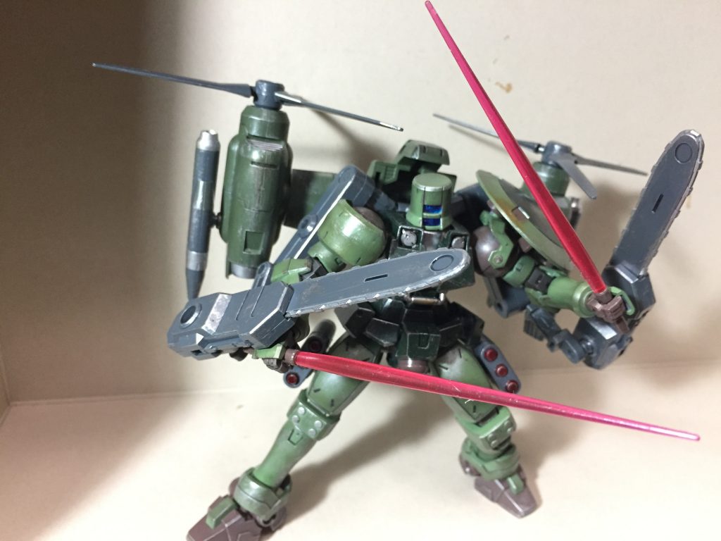 白兵戦装備。四刀流は正義。