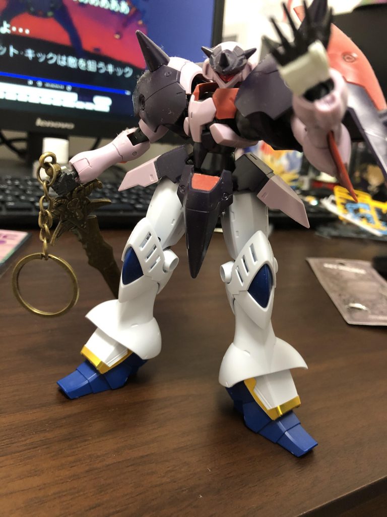 seriaに何故か置いているフロストモーンそっくりな剣のキーホルダーを発掘したので、リッチキングを作れないかというのが事の発端です。