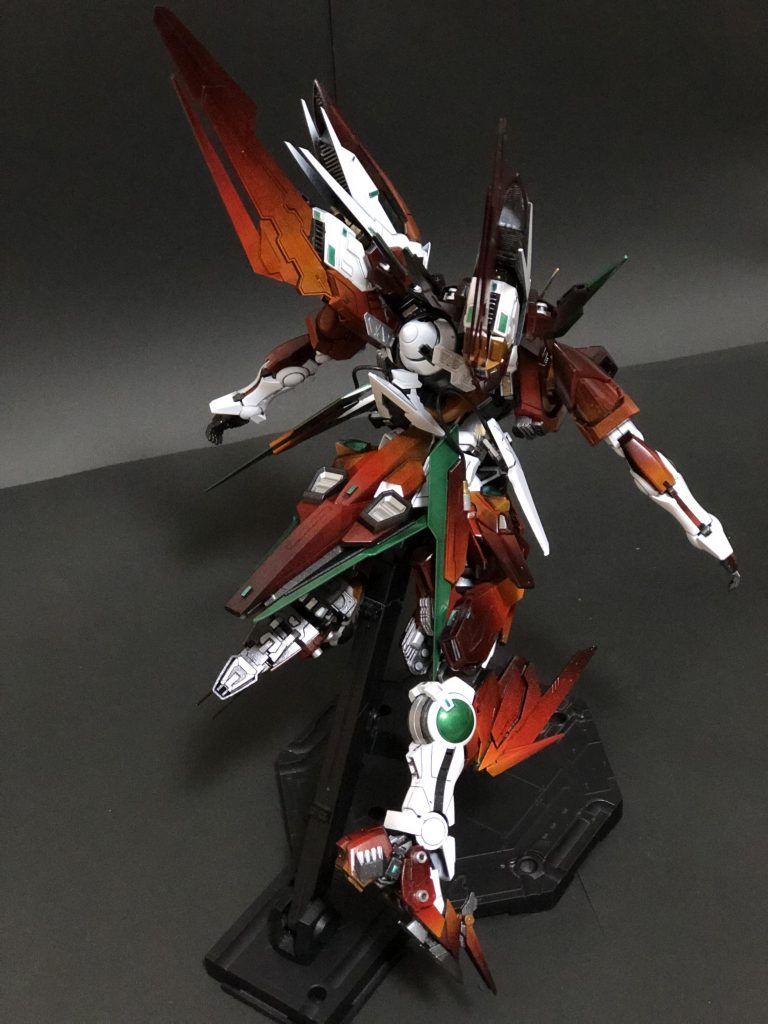 飛行ポーズの似合うプロポーションに出来て満足しております。 