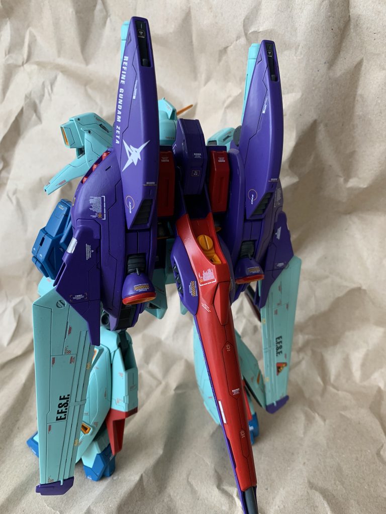 デカールは鋼魂とハイキューパーツ、ガンダム デカールを使っています。