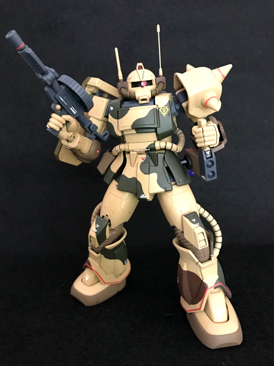 ザク デザートタイプ カラカル隊仕様 ロンロン 烈帝城築城中 さんのガンプラ作品 Gunsta ガンスタ