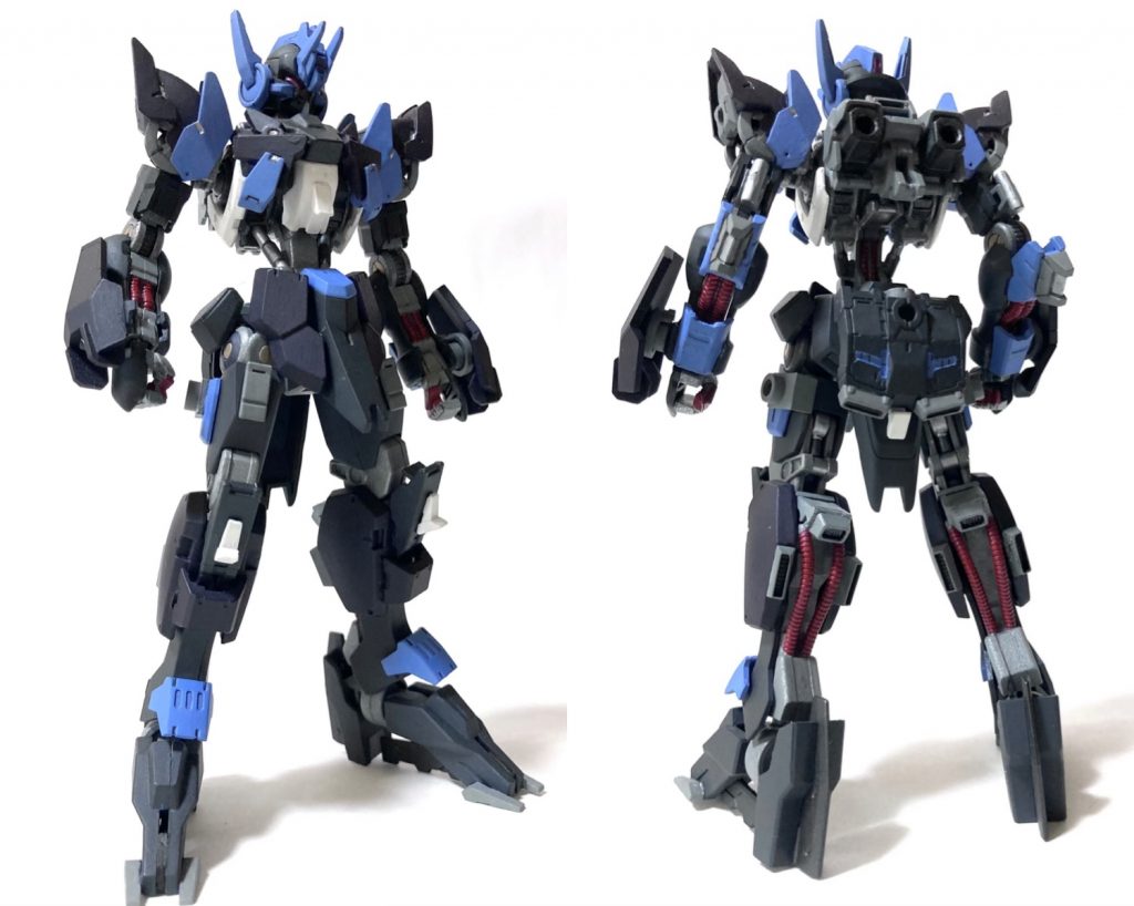 腰バインダーを外した状態。サイドスカートはシンプルで短い形状に。腰のロイロイは追加スラスター兼推進剤タンクの意味合いも。 