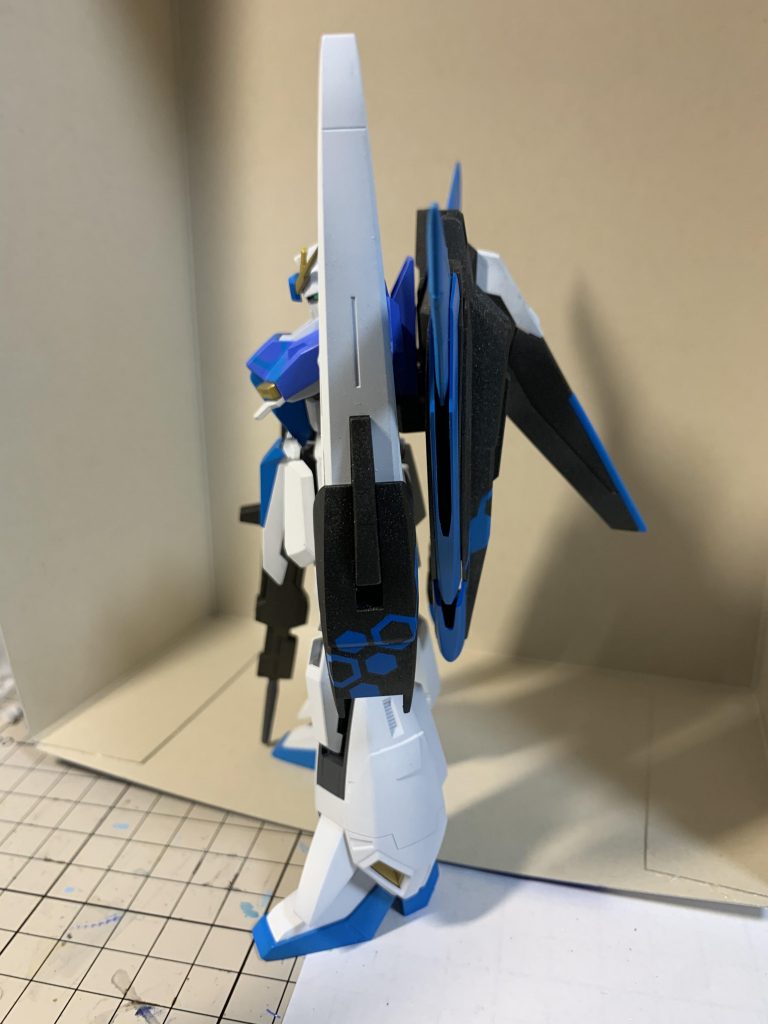 ヘックス迷彩を入れて見たのですが、想像以上にかっこよく出来て満足です