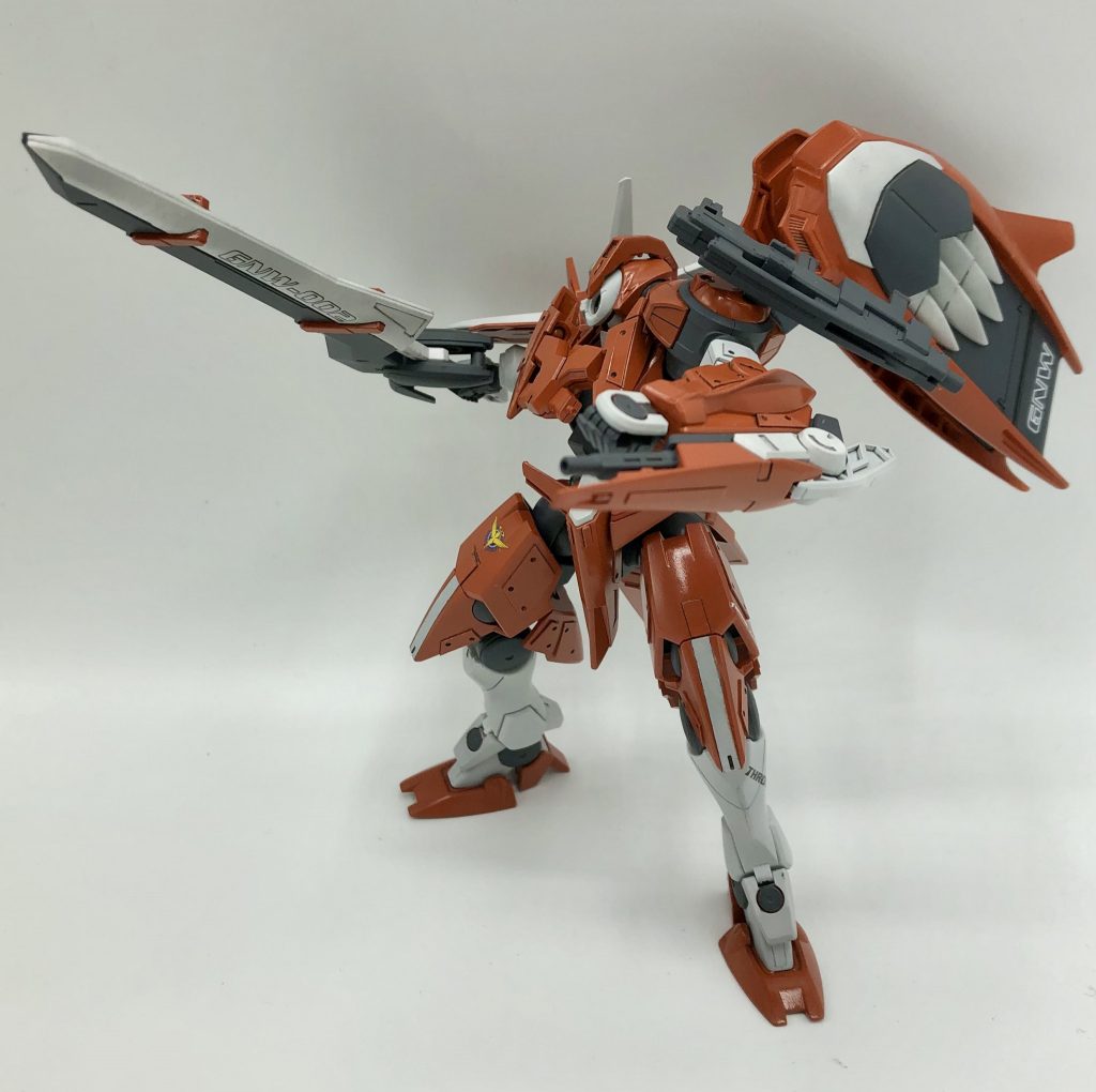 GNハンドガンは左腕ごと移植!両腕と肩でジンクスとツヴァイのパーツを混ぜ合わせてみました(๑ ˊ͈ ᐞ ˋ͈ )