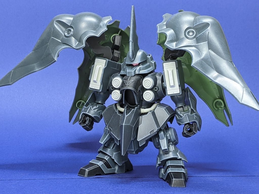 今回のお試し技法はマッキーめぐみさんの動画( https://youtu.be/FOMcj16nn-4 )で鋭之助 初代 日野さんが紹介されていた清潔感のあるドライブラシを練習してみました。トーンダウンによる空気遠近法ぽさも出てとても良き。