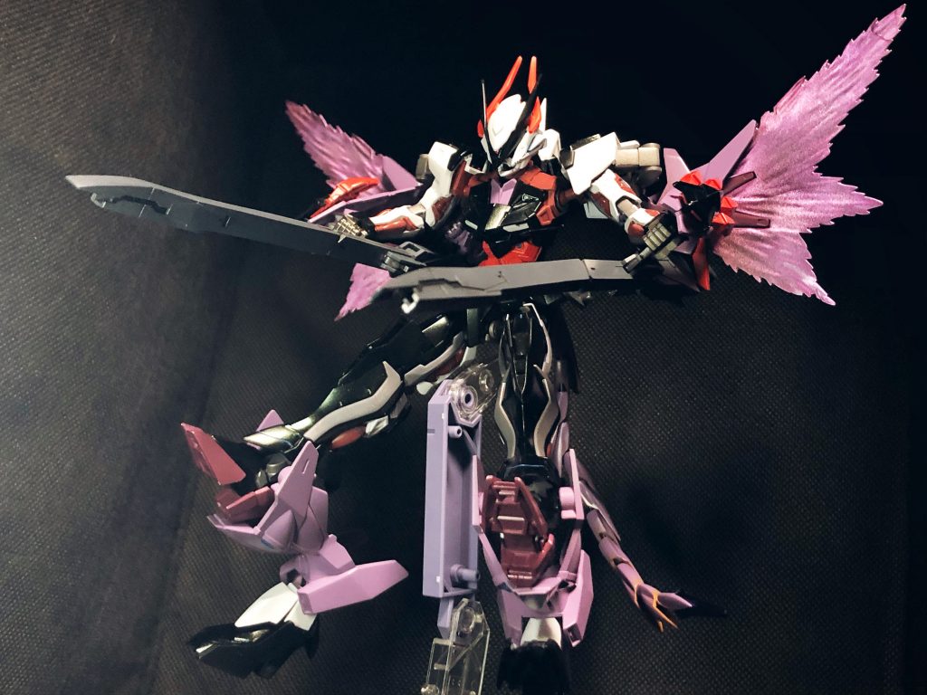 二門のロングビームキャノンを構えた状態、好きです。